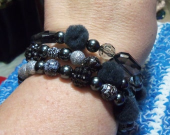 Beaded Wrap Bracelet with Heart Charm, Black and Silver Memory Wire