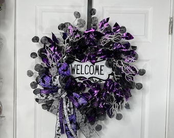 Bat Wreath for front door, Halloween Wreath, Fun Wreath, Patio, party, gift, floral, decor, costume