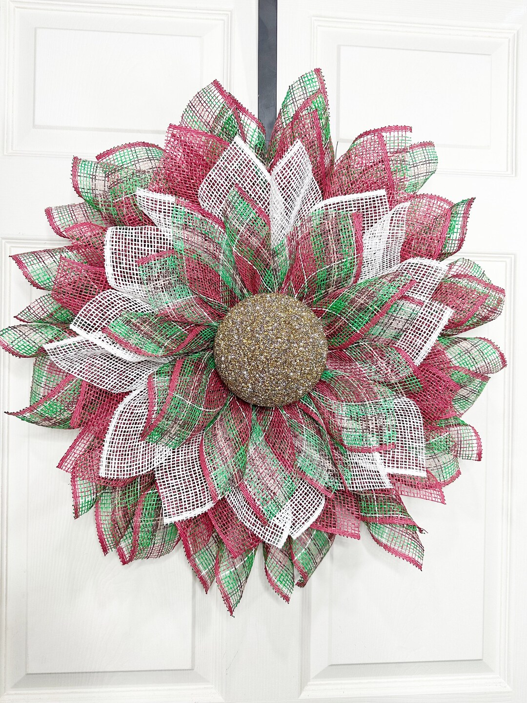 Holiday Poinsettia-inspired Mesh Flower Wreath With Gold Glitter Center ...