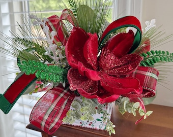 Christmas Centerpiece, Christmas arrangement, Faux Floral Gift, Christmas Decor, Winter, natural, magnolia, bow