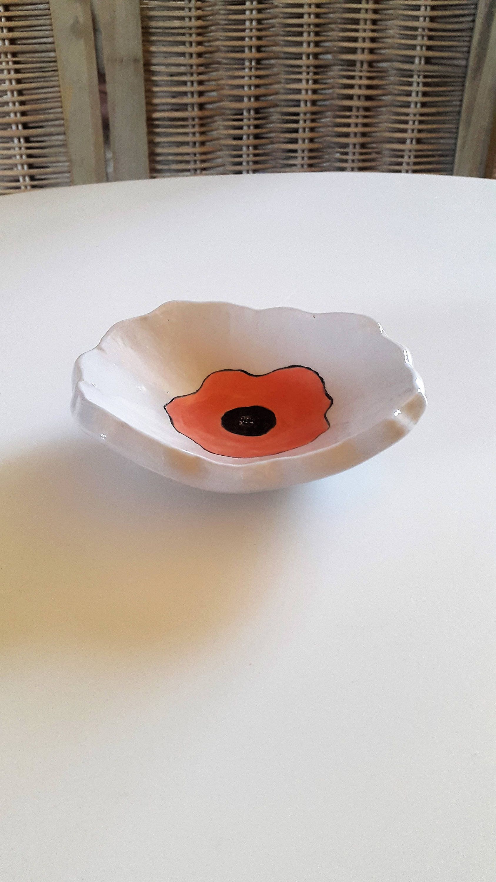 porte savon en céramique repose-bague gris fait-main vide-poche coquelicot porte eponge