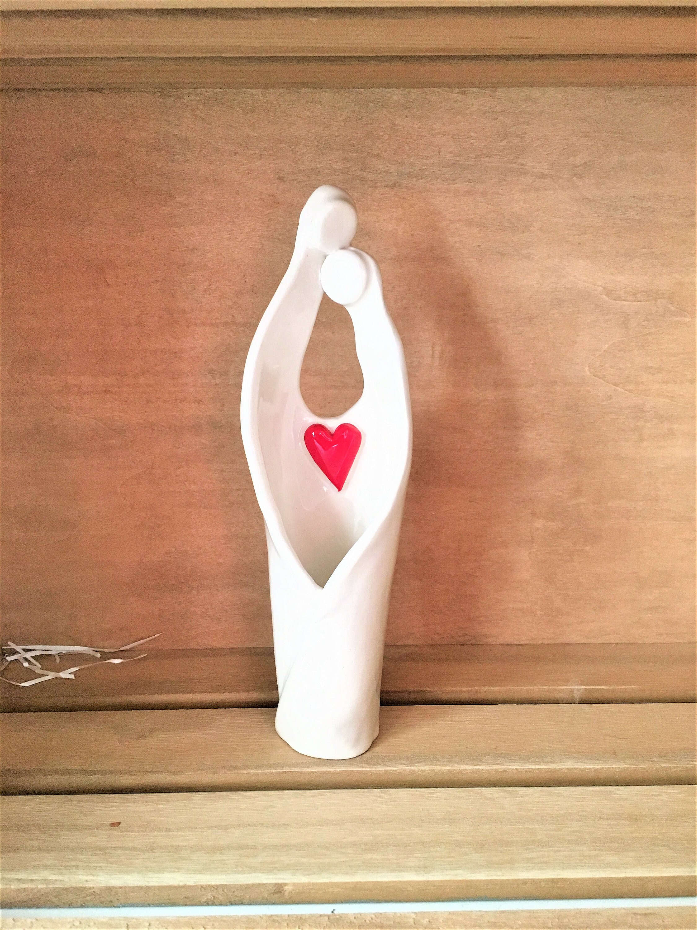 statuette de Partage en Céramique Artisanale