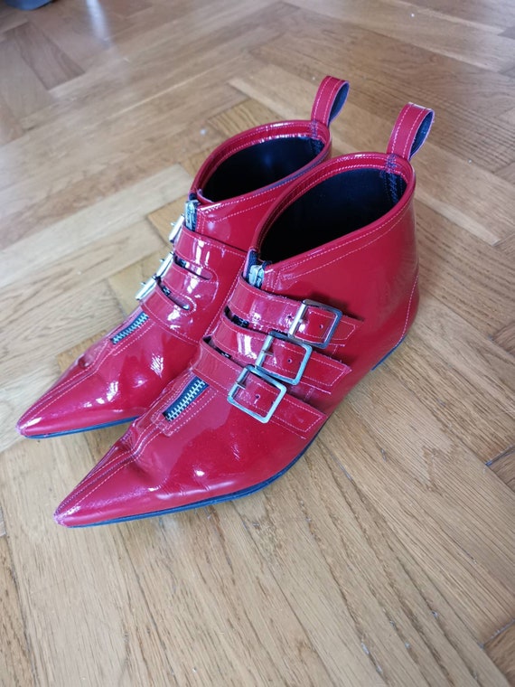 Winklepickers en cuir rouge par The Gothic Shoe Company Chaussures Chaussures femme Bottes Bottes souples 