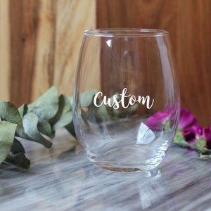 Custom Stemless Wine Glass / Laser engraved / Laser etched / Bridal Party Wine Glasses / Bridesmaid gift / Wedding Favors / Branded Glass