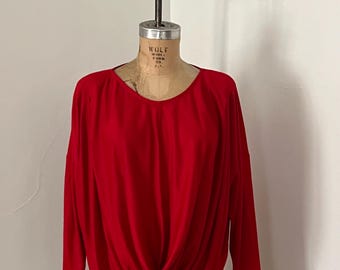 Blusa vintage vermelha drapeada manga longa