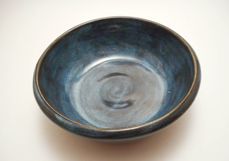 Hand Painted Decor Hand Thrown Kitchenware B0114 Handmade Pottery Gift Speckled Blue Stoneware Ceramic Bowl