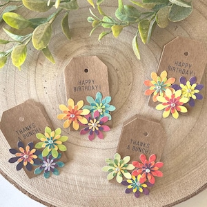 Cadeaukaartje met bloemen voor verjaardag of gefeliciteerd