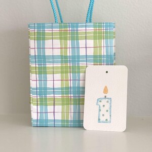 Erster Geburtstag Geschenkanhänger, erster Geburtstag Anhänger, erster Geburtstag Geschenkanhänger, Geschenkanhänger mit blauer Kerze für ersten Geburtstag, Geschenkanhänger für 1