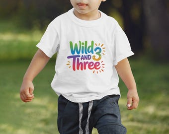 Chemise sauvage et trois anniversaire, T-shirt 3e anniversaire pour garçons, chemise colorée pour tout-petit, cadeau du troisième anniversaire, chemise sauvage et trois garçons