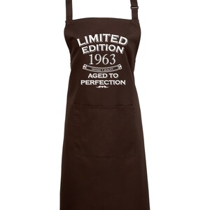 Baking Apron 61st Birthday Apron Funny Gifts For Dad Cooking 61 Years 1963 Aged To Perfection Polyester & Cotton ブラウン