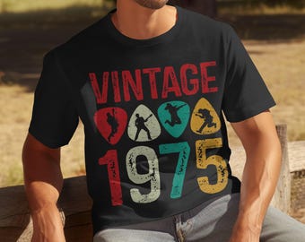 Vintage 1975 Men's Birthday T-Shirt 50th Celebration Gift Classic Style for Dad Grandpa Premium Cotton Tee Born In 1975 Legend 50 Years old