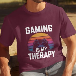 Gaming is mijn therapie T-shirt voor mannen, grappig gamershirt, uniek T-shirt, cadeau videogameliefhebber, vrijetijdskleding, cool gaming-designshirt afbeelding 6