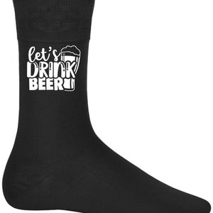 Cadeaux fête des pères Chaussettes fantaisie pour hommes Chaussures pour hommes Cadeaux d'anniversaire pour papa On boit de la bière