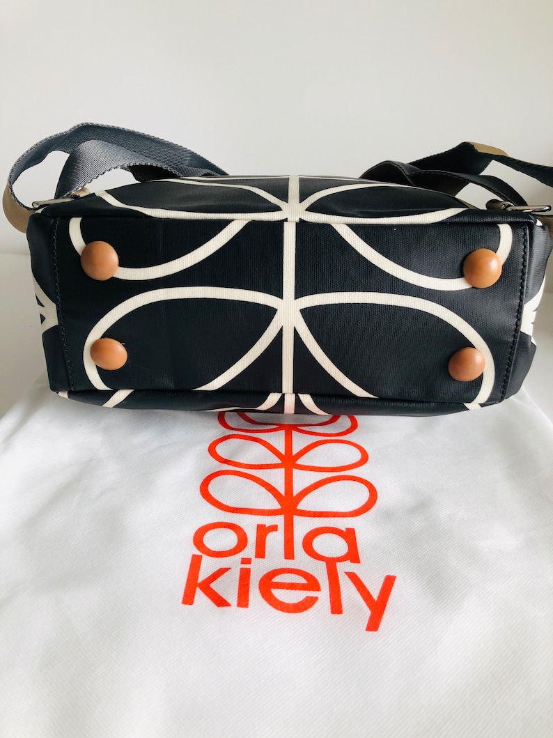 Orla Kiely Rare Large Laptop Sleeve Liquorice Black White Stem Tote Bag