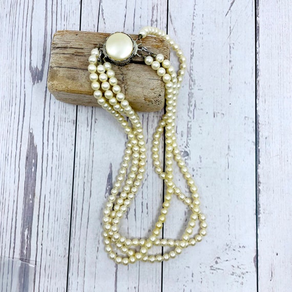 Sarah Coventry Canada Triple String Faux Pearls V… - image 4