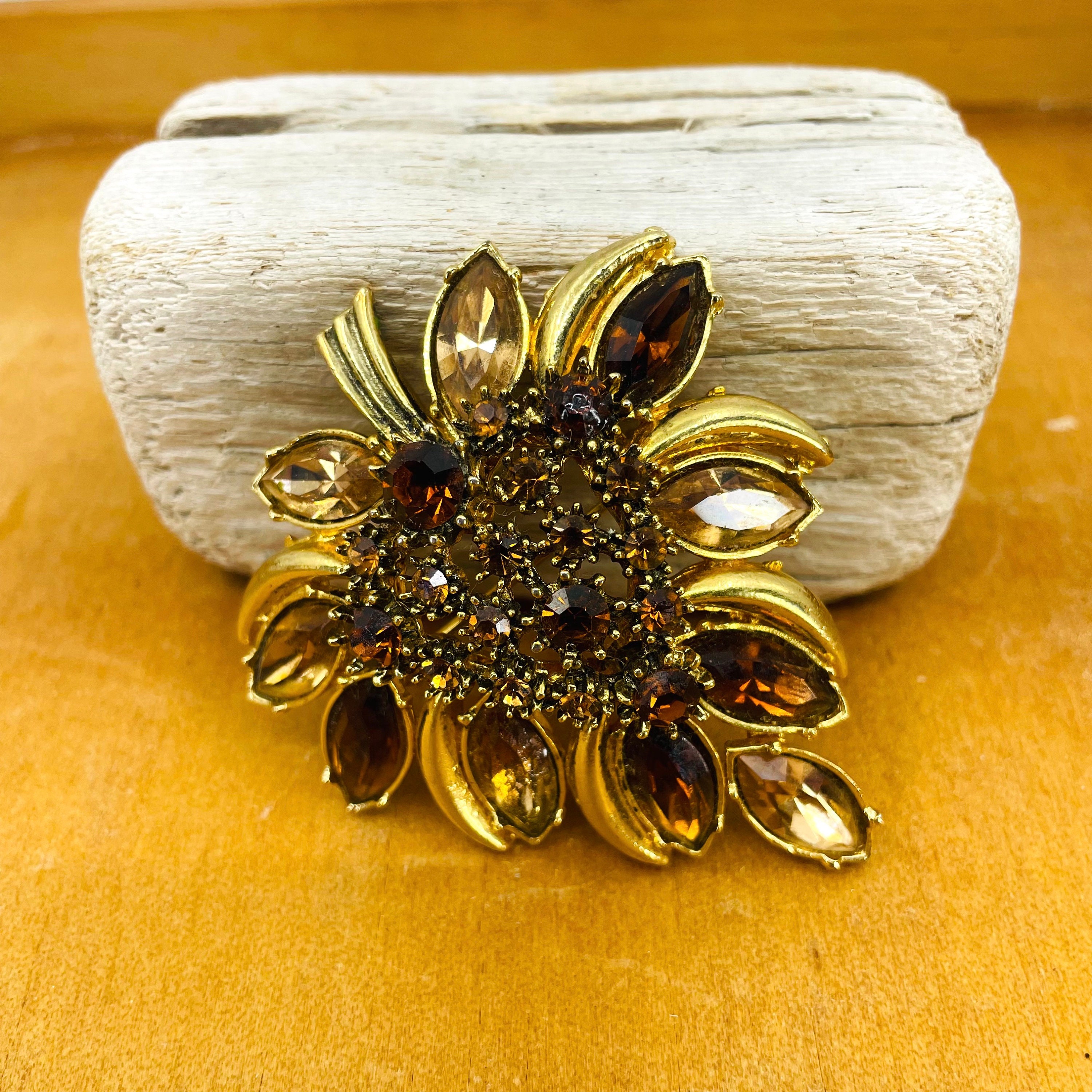 ブローチ  アーカンサス Arkansas Brooch - Etsy Australia