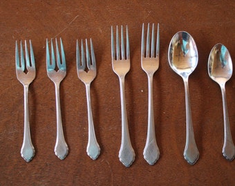 PFALTZGRAFF SUMMER BREEZE vintage stainless flatware silverware set replacements fork spoon retro old kitschy flatware blue picnic BiN 25