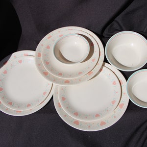 1988 to 1994 Vintage  Corelle by Corning  FOREVER YOURS  - lot of 9 pieces in Very Good Condition