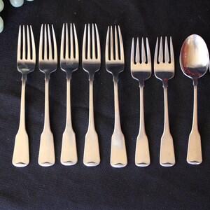 Vintage Oneida AMERICAN COLONIAL Stainless Flatware - 9 Piece Lot