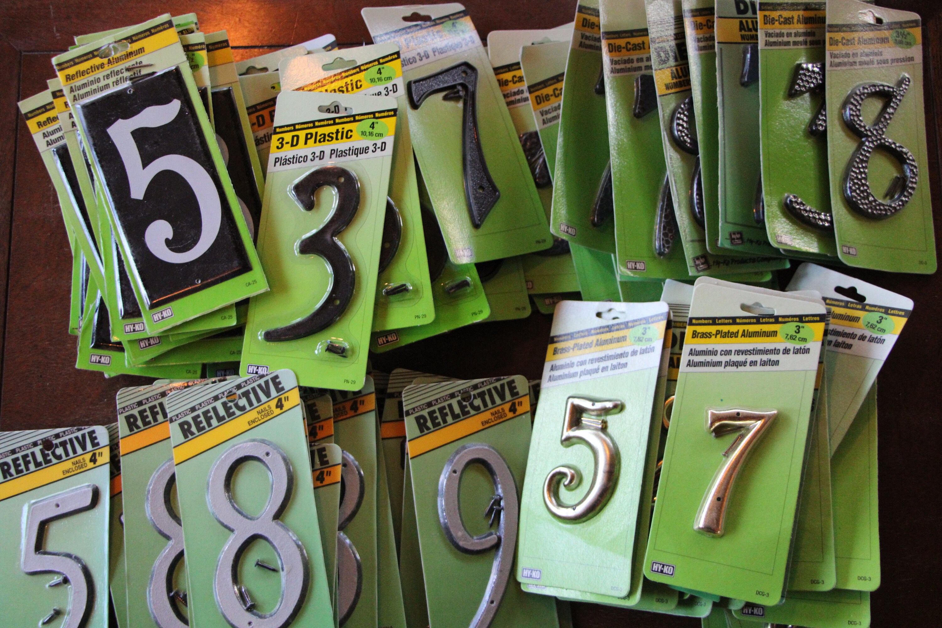 thumbnail image 2 of Hy-Ko Products FM-6/6 Floating House Number 6 (SIX), 6 2 of 14
