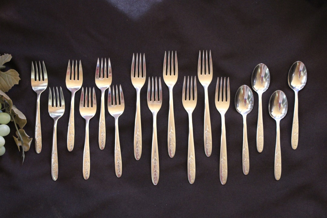 Vintage Sears Roebuck WOOD DALE Stainless Steel Flatware Lot of Sixteen