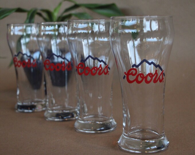 Vintage Coors Beer Glasses Set of Four 4 wheat Glasses 6 1/4 Inches Red & Blue Logo Very Good