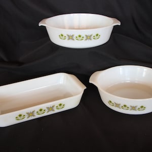 1967 Vintage Anchor Hocking Fire King Fireking - GREEN MEADOW - 432, 437, 428, - 1 1/2 qt Oblong, 1 1/2 qt Round, 2 qt Round - VG Condition