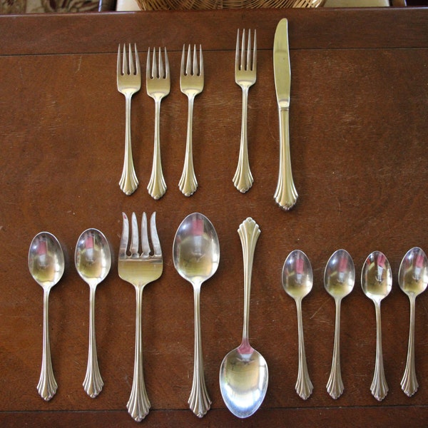 1988 - 2004 Vintage - Oneida - BANCROFT / FORTUNE - Stainless Steel Flatware - Lot of 14 Pieces - Good Condition