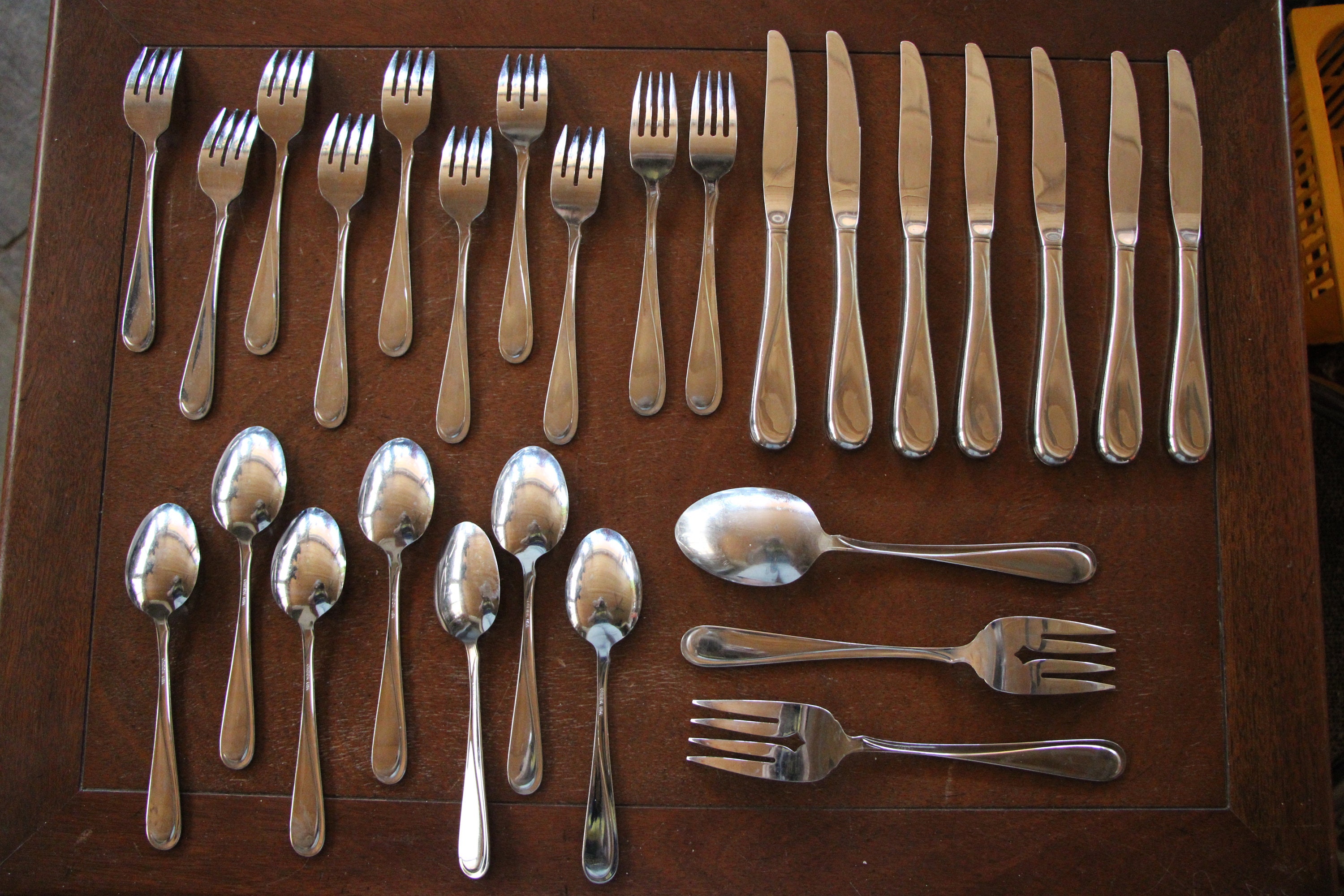 thumbnail interactive-video image 1 of Oneida Flight Reliance Flatware Stainless Steel | Choose Your Pieces Or 32pc Service For 6 Set 1 of 2