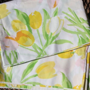 1976 Vintage - Utica - TULIP TIME - Yellow Tulips - Set of Two Standard Pillow Cases - Very Good Condition