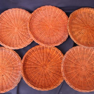 1970&#39;s to 1980&#39;s Vintage Wicker ORANGE Paper Plate Holders Set of SIX ( 6 ) 9 3/4 &quot; Diameter Good to Very Good Condition