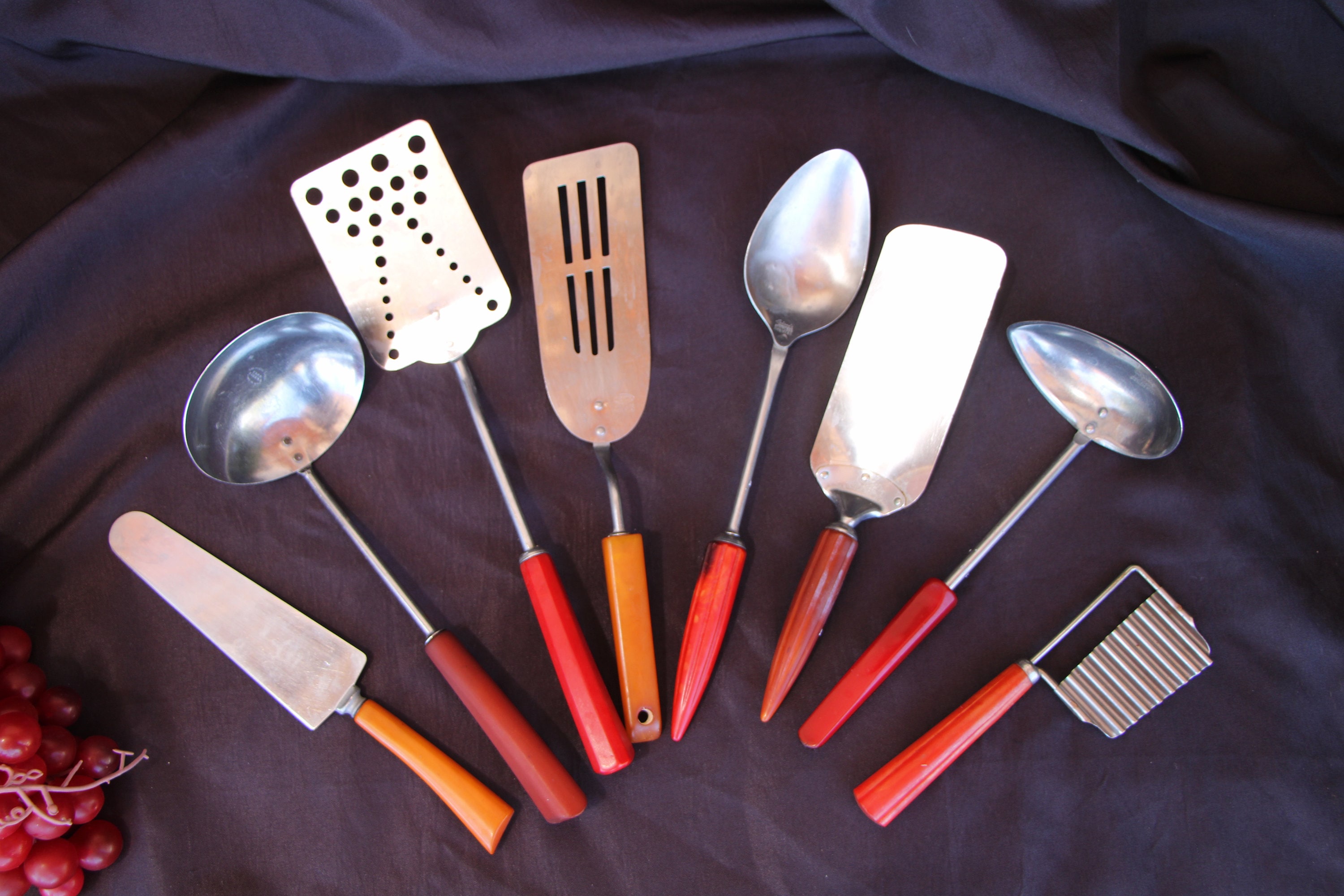 1920's - 1930's Vintage - BAKELITE HANDLES & Stainless Steel