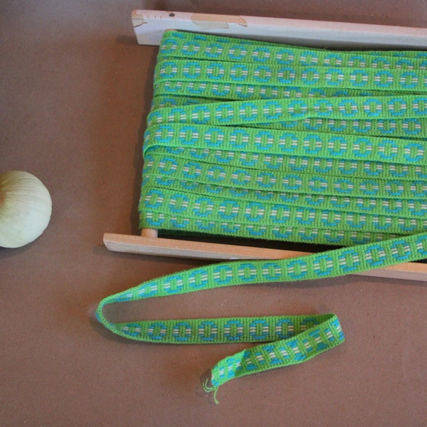 1960's - 1970's Vintage - TRIM / WOVEN JACQUARD - Green Blue White - 1 " wide - nos - Excellent Condition