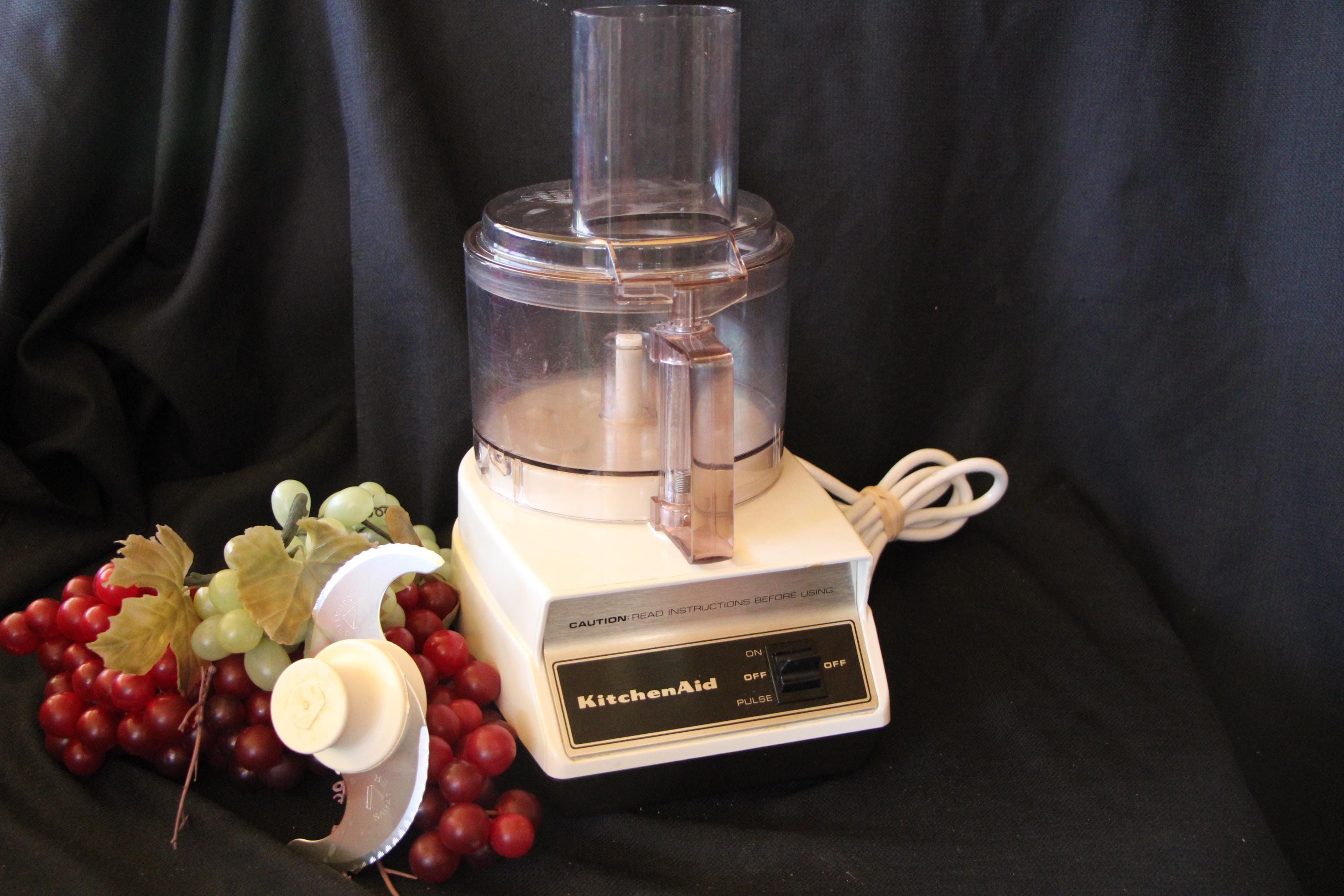 1983 Vintage - Kitchenaid by Hobart - FOOD PROCESSOR - KFP400