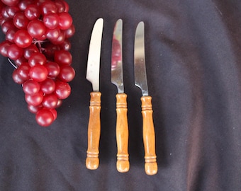 1970'a Vintage - Lifetime Cutlery OLD HOMESTEAD - Lot of Three ( 3 ) Table Knives