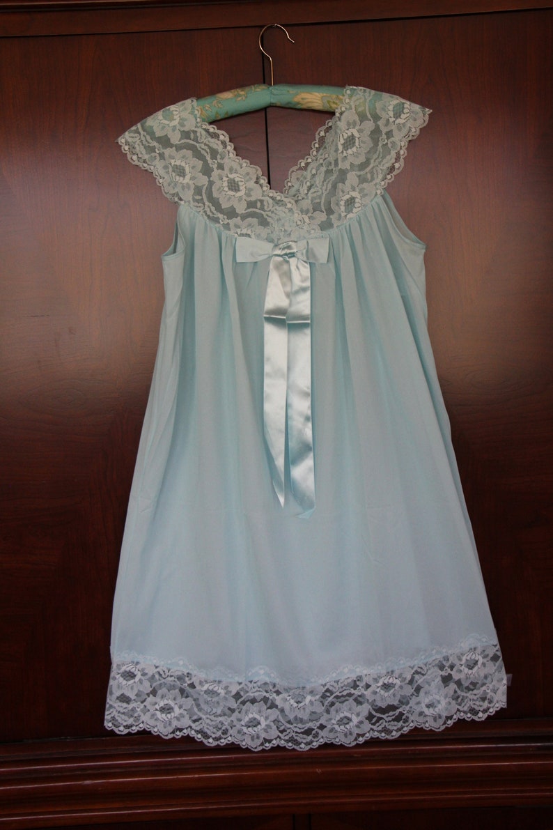 Excellent Condition Pale Blue Helen of Troy Lots of Lace Size medium Large 1970/'s Vintage Nylon Nighty