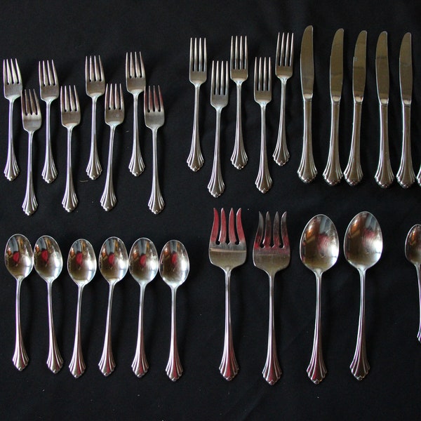 1988 to 2004 Vintage  Oneida  BANCROFT  Stainless Steel Flatware  Lot of 32 Piece in Fair to Good Condition