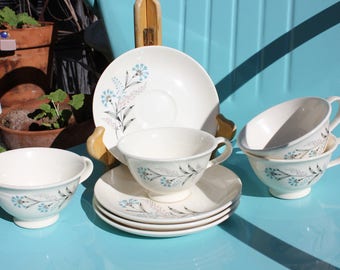 1962 Vintage Taylor Smith and Taylor Aqua Blue Bachelor Button Set of Four ( 4 ) Cup and Saucers - Very Good Condition