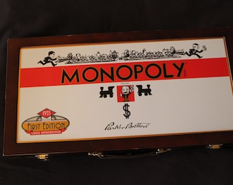 Parker Brothers - Reproduction - 1935 - MONOPOLY - Wooden Case - Sealed inside - Good to Very Good Condition