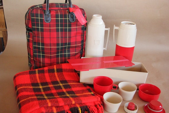 Vintage Thermos Bottles Tartan Plaid Carrying Case Picnic Set 70's