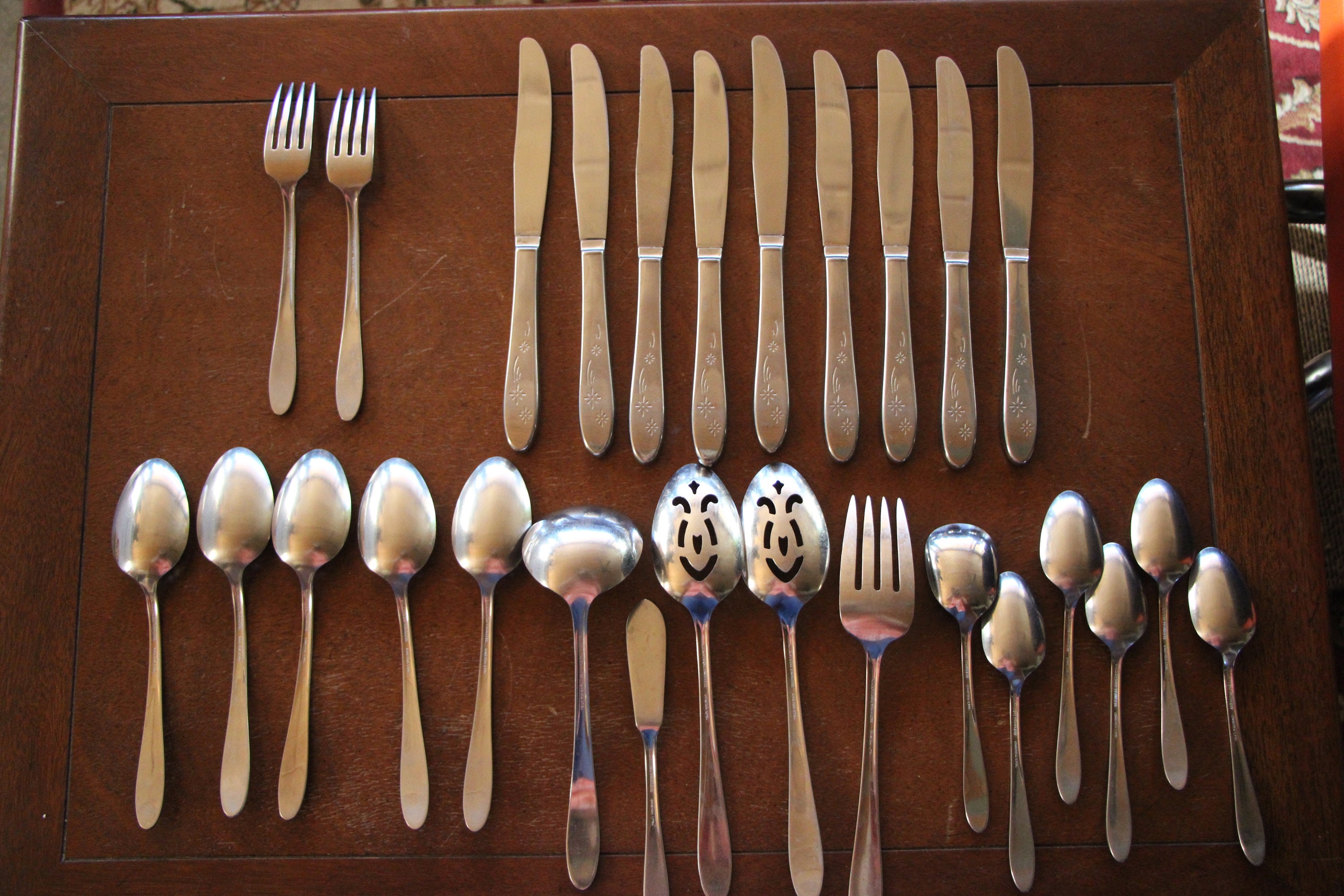 Flatware & Silverware Lot of 27 Pieces Stainless Steel Flatware Very