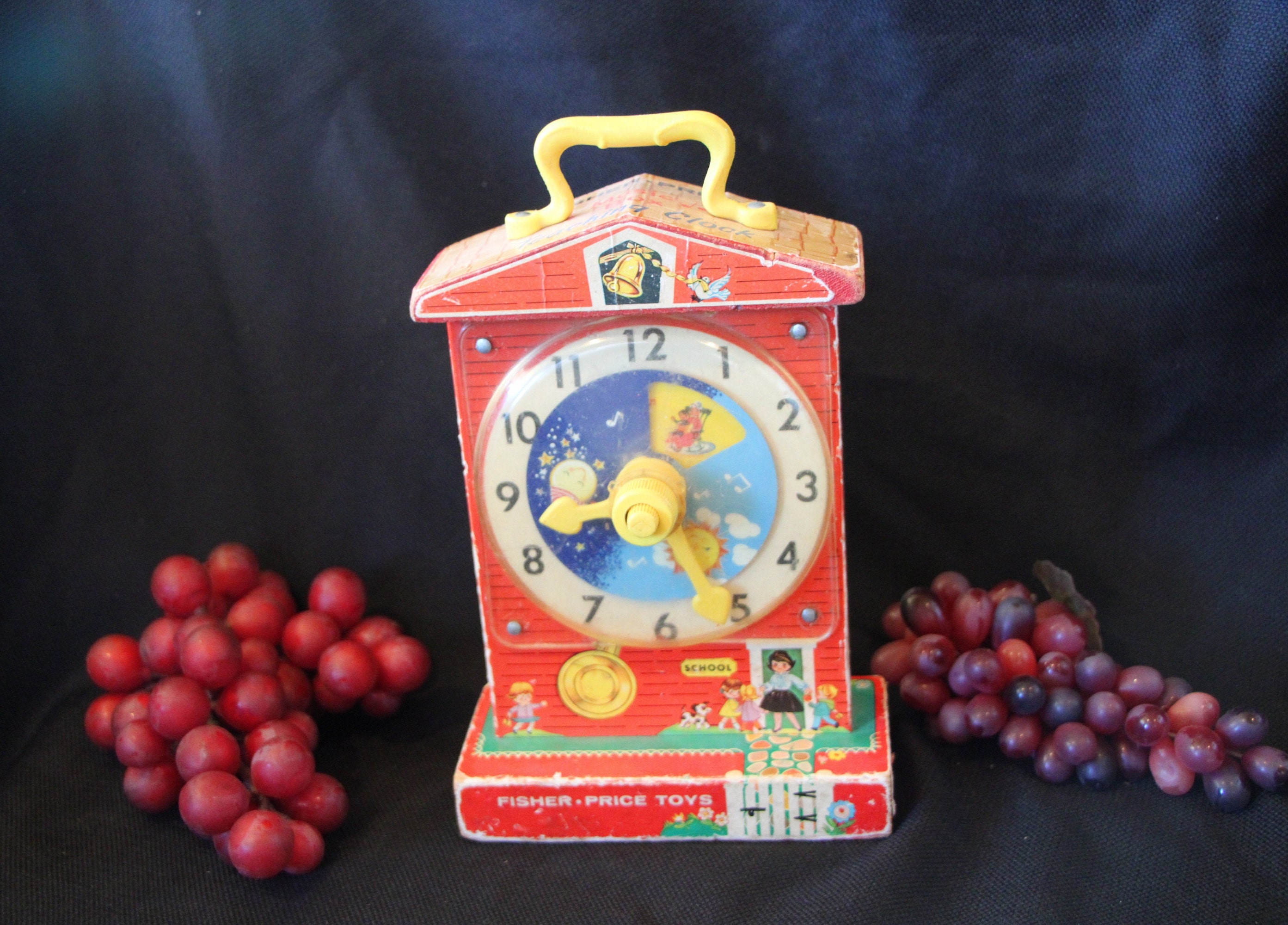 1968 Vintage - Fisher Price - # 998 - Music Box Teaching CLOCK Toy