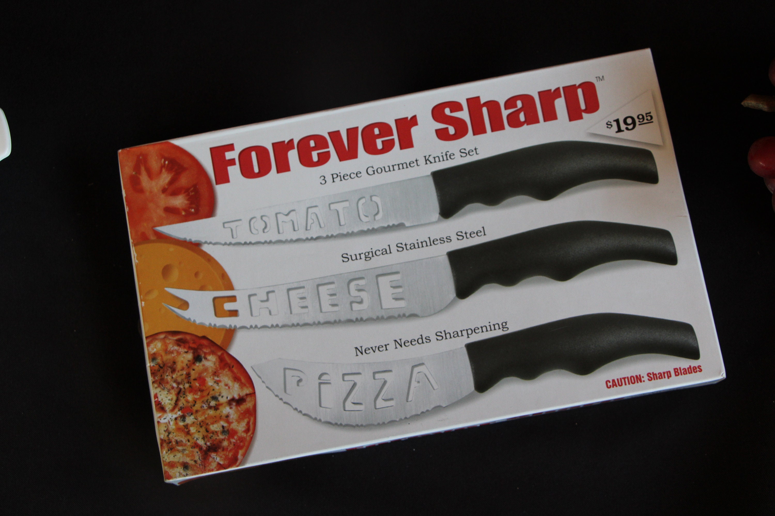 FOREVER SHARP Set of Three Kitchen Knives Tomato Cheese Pizza NIB Very Good  Condition 