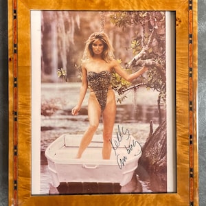 KELLY EMBERG - Hand Signed 10x8 Framed Photo w/ Hologram COA - Sports Illustrated Model / Actress