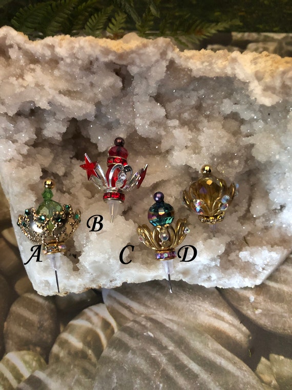 miniature crowns for dolls