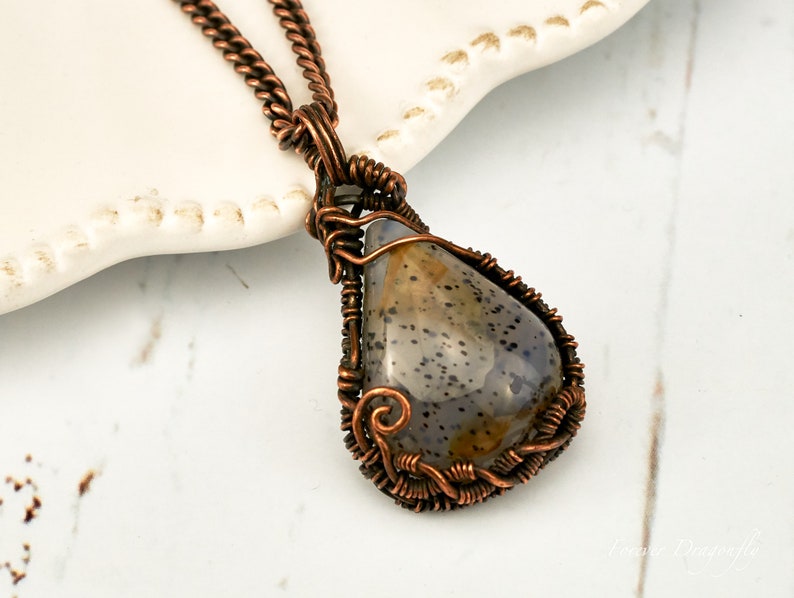 Unusual Necklace Gift for Women Natural Agate Gemstone Necklace Agate Stone Pendant Necklace Hand Cut Montana Agate Copper Necklace Gift