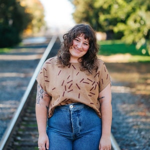 Willow Ship x Brooke Ciocco / Toss Boxy Top / Screen Printed / Crop Top / 100% Linen / Loose Top / Brown Neutral / Handmade image 1