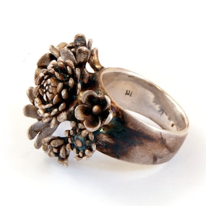Floral Silver Ring Patinated in Golden Brown – Wildflower Bouquet Design | Artisan Handmade