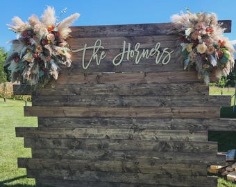 Custom Wedding Last Name Sign | Wooden Backdrop