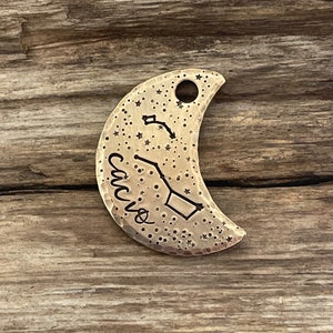 Placas de identificación para perros, Dipper Moon, placa de identificación para mascotas estampada a mano, placa de identificación para perros Moon, placa de identificación para collar, constelación, personalizada, placa para mascotas, placa para gatos
